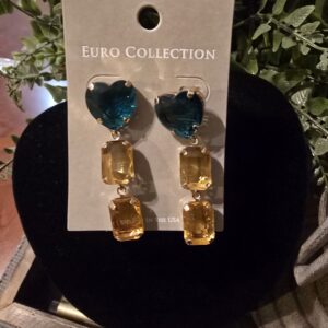 Three Tier Stone Earrings With Heart Stone